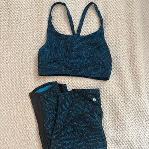 Lululemon Teal & Black Printed Sports Bra and Legging capris Set